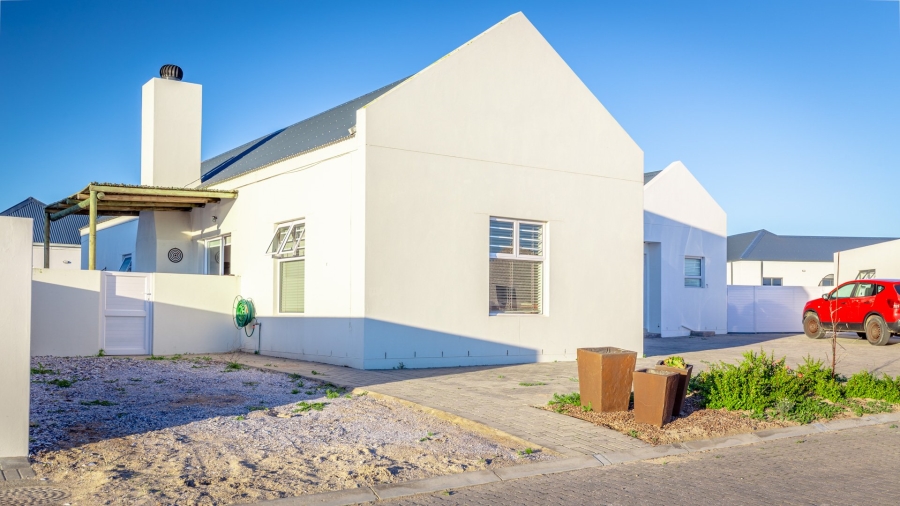 2 Bedroom Property for Sale in Laaiplek Western Cape